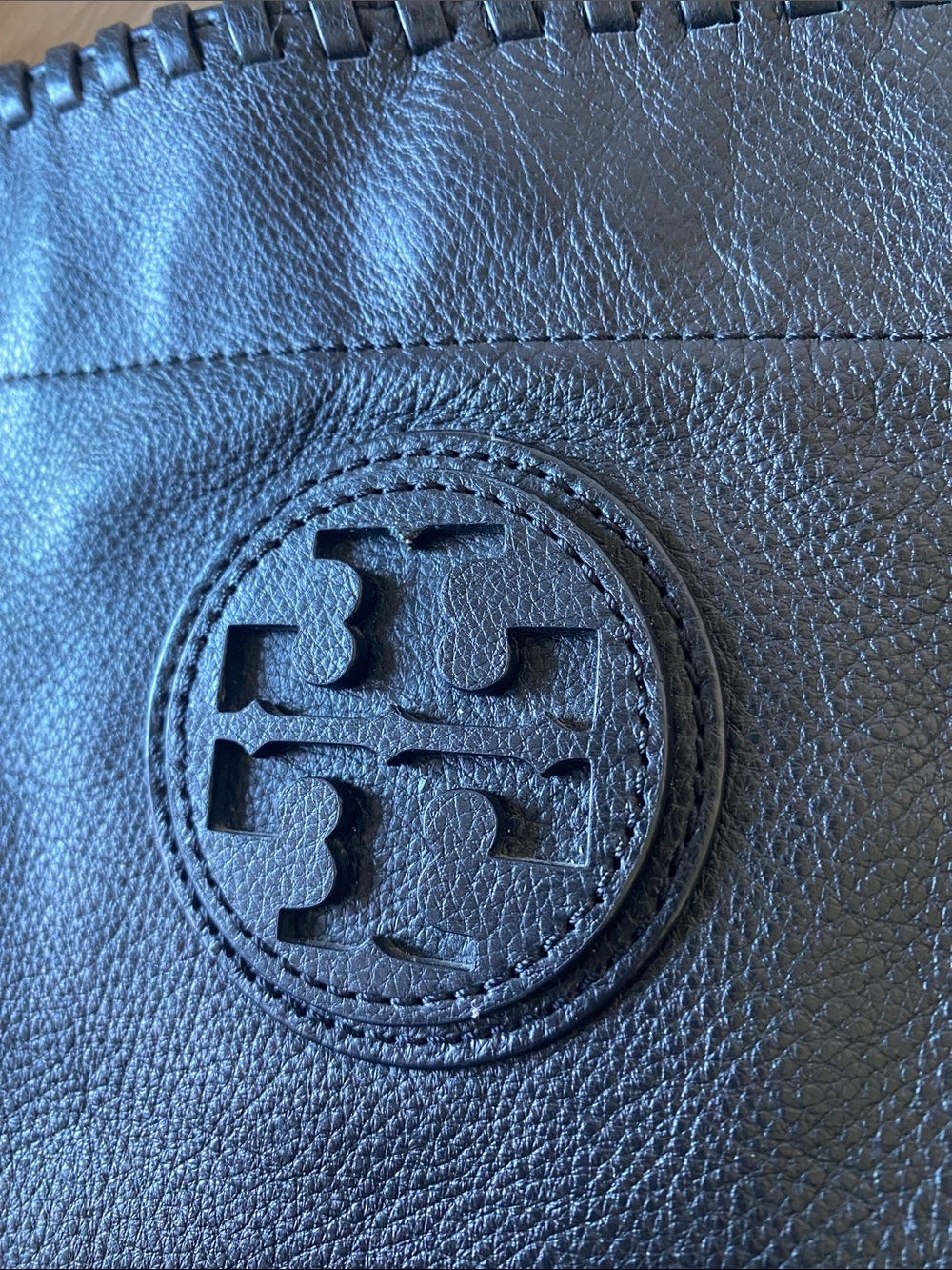 Tory Burch Marion Black Leather Chain Shoulder Tote Bag Gold Hardware - Picture 3 of 13